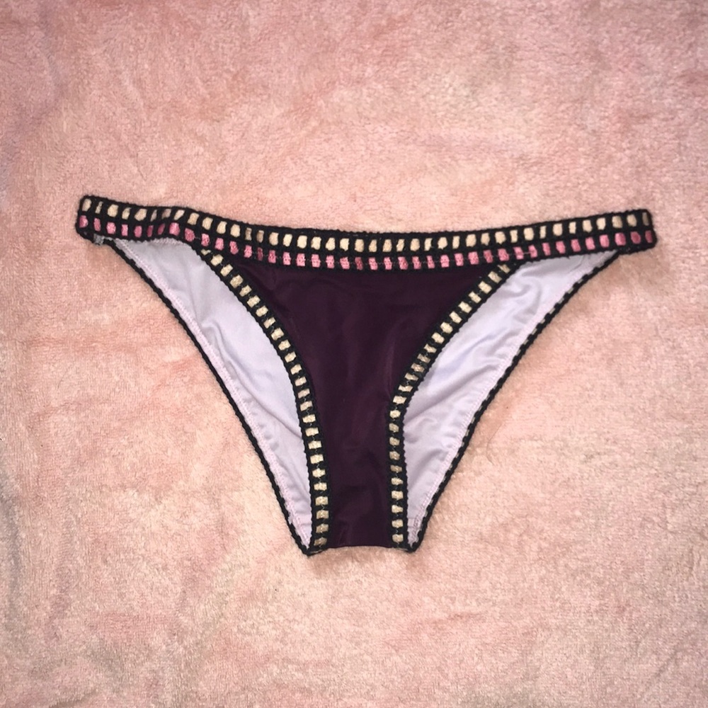 Bikini bottoms